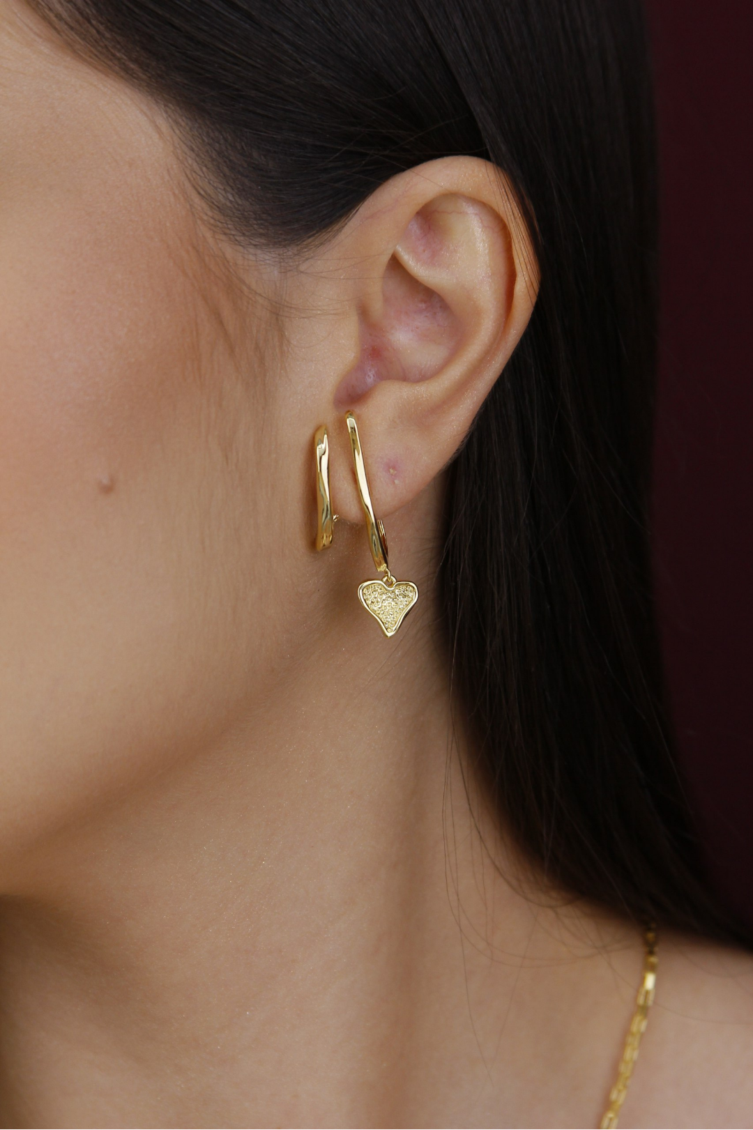 Brinco coração c fio duplo