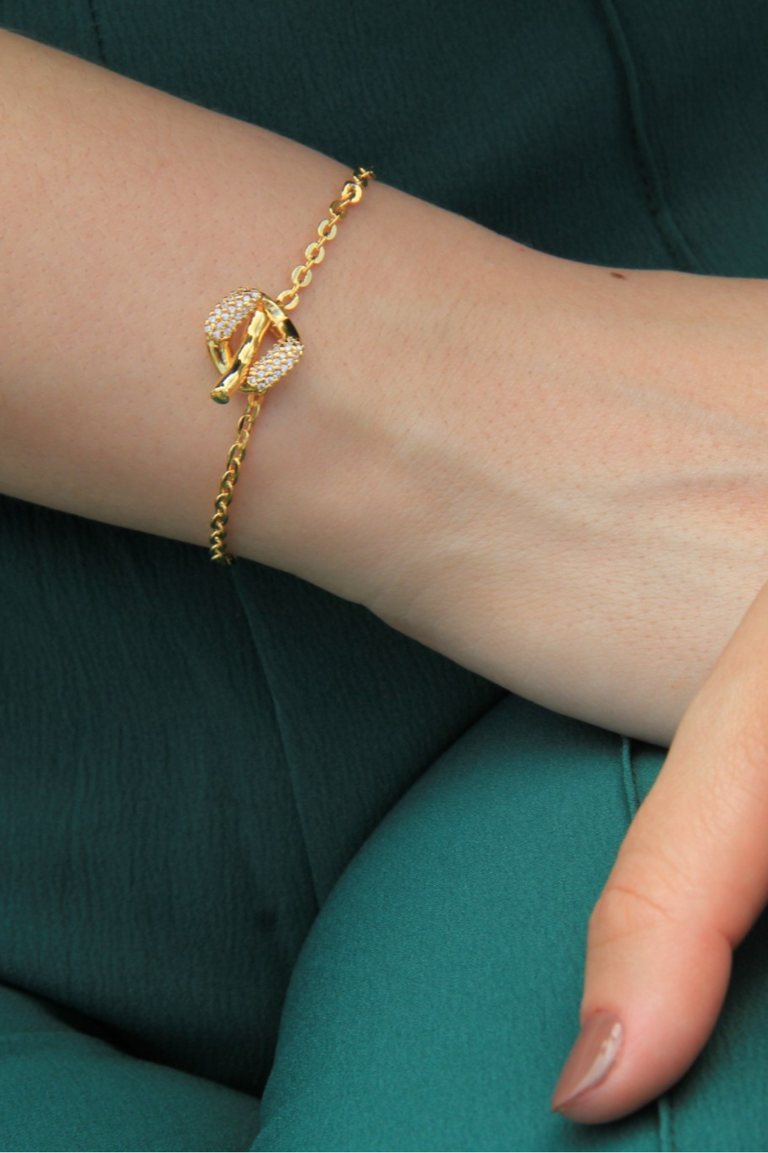 Pulseira fecho boia cravejado