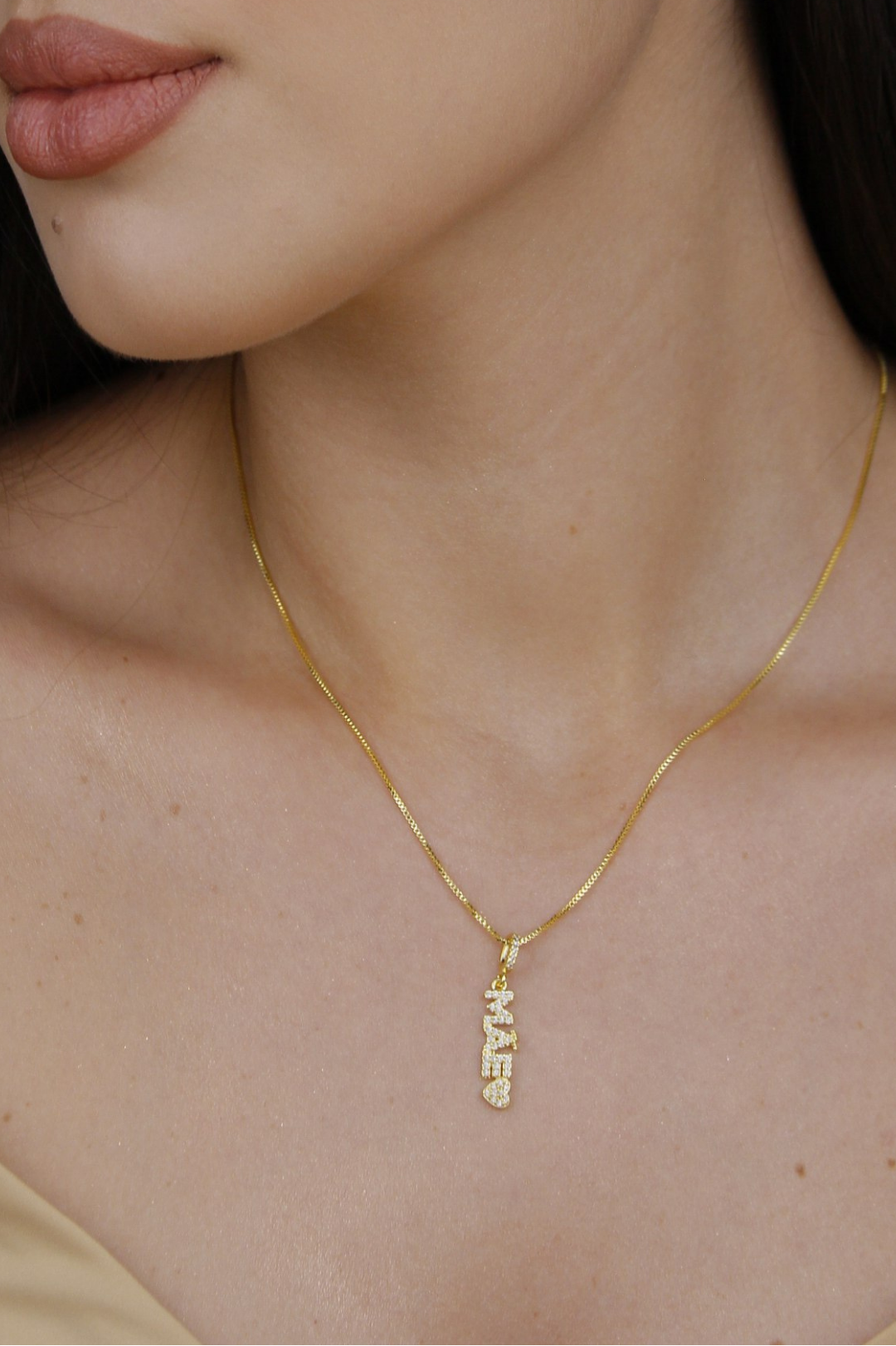 Colar mãe com coração cravejado